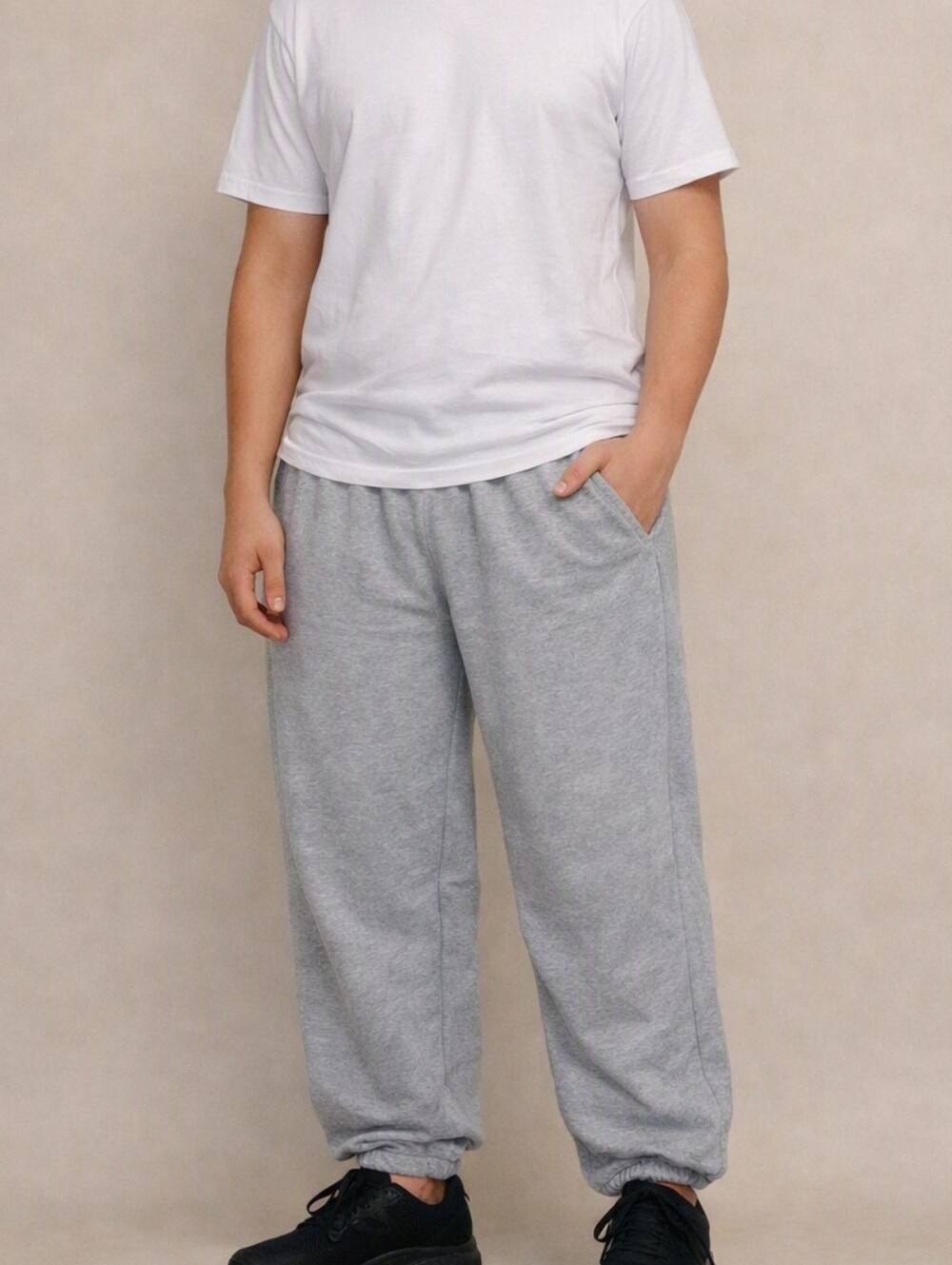 NWT Hanes Ultimate Cotton Sweatpants Mens Large Gray Elastic Cuff Cinch Joggers